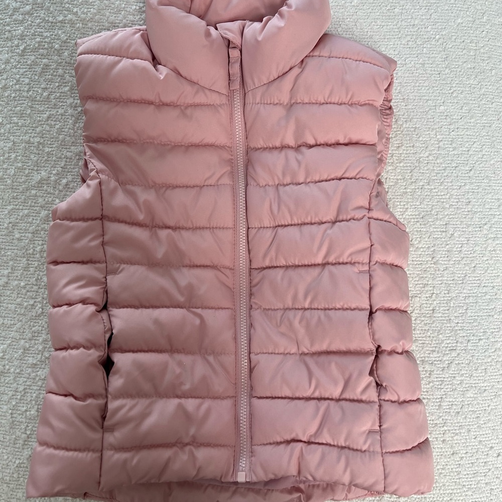Old Navy Pink Quilted Puffer Vest Size 6-7